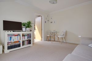 Lounge/Diner- click for photo gallery